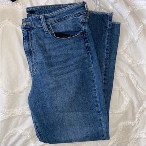 High Rise Straight Ankle Jean